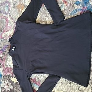 Under Armor top